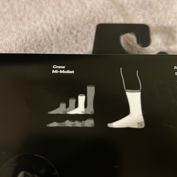 New 6 Under Armour Mens Socks - Picture 7 of 14